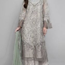 Pakistani Formal Wear 