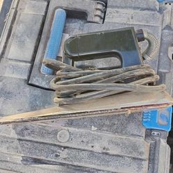 Seaming Iron And Kicker