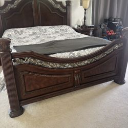 King Bedroom Set