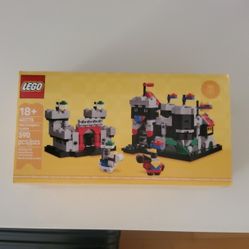 Lego Mini Knights Castle 40775