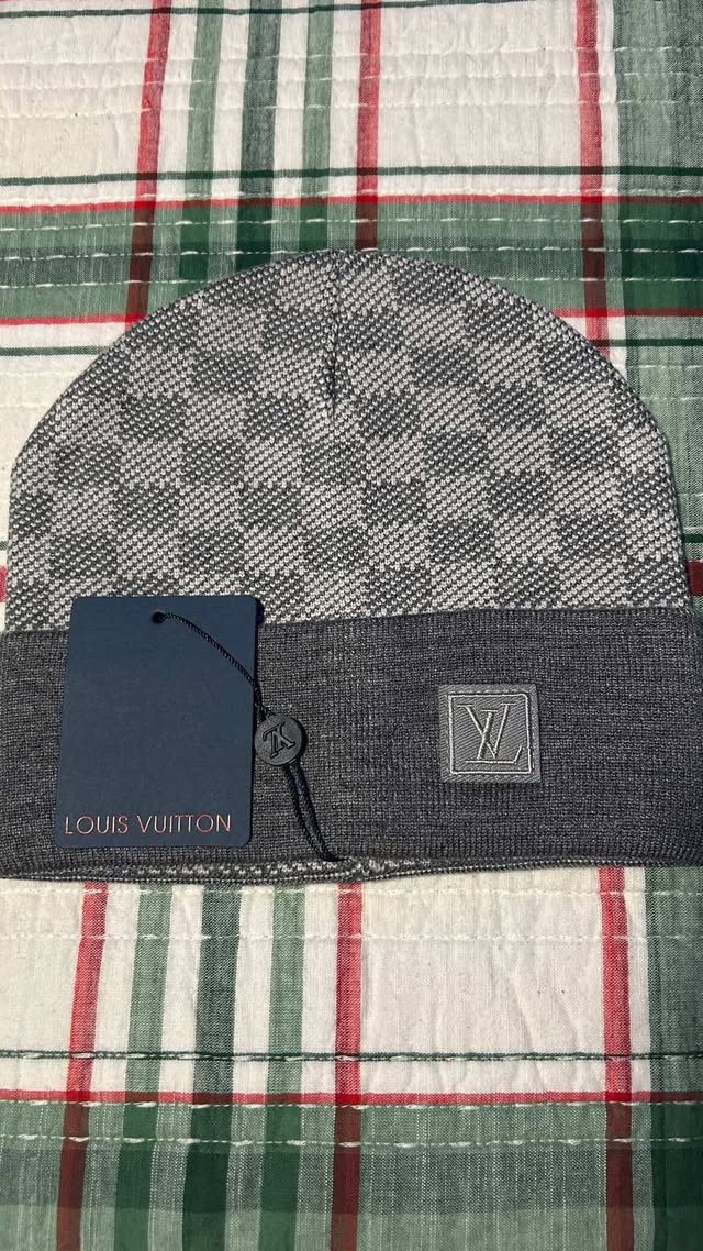 l v beanie (Gray)