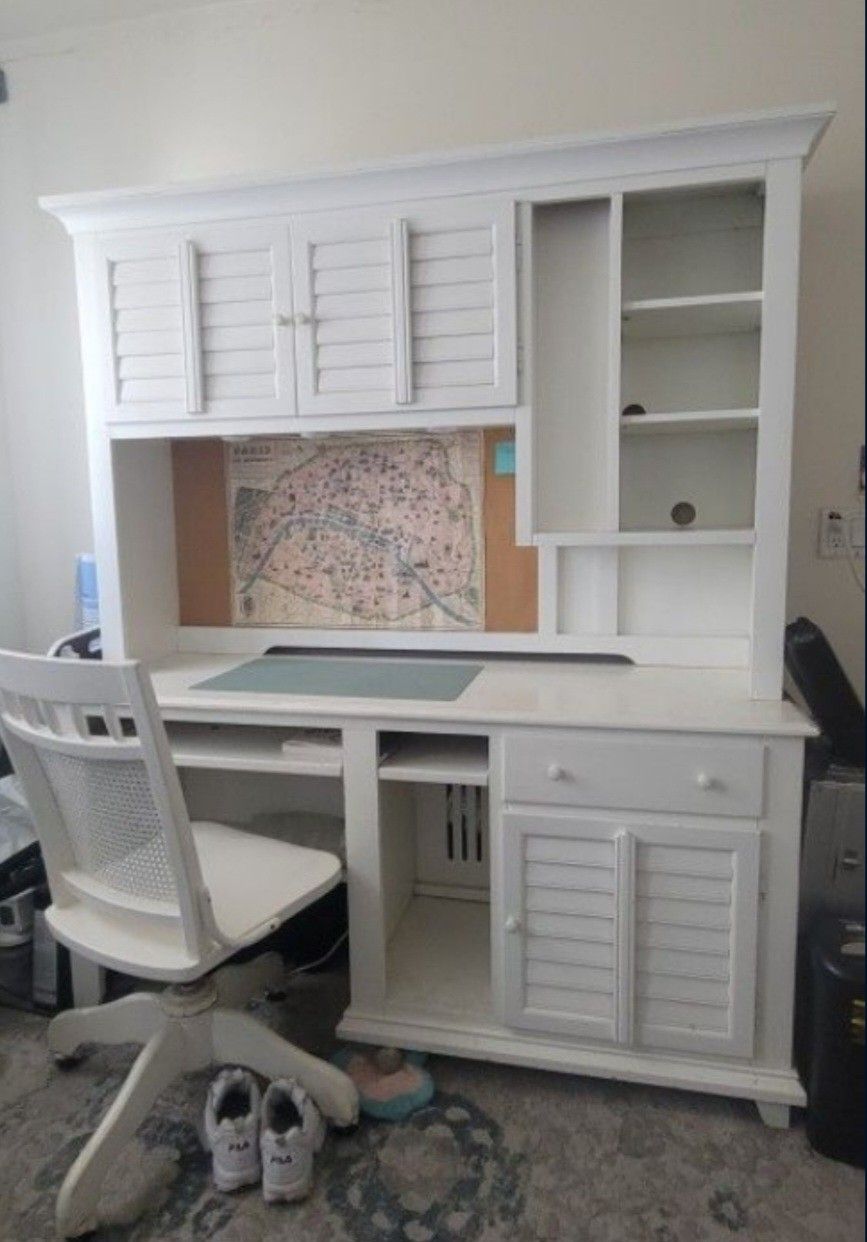 Desk With Cabinets