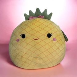 (RA2) NWT Squishmallow (Lulu) Pineapple Plush Toy