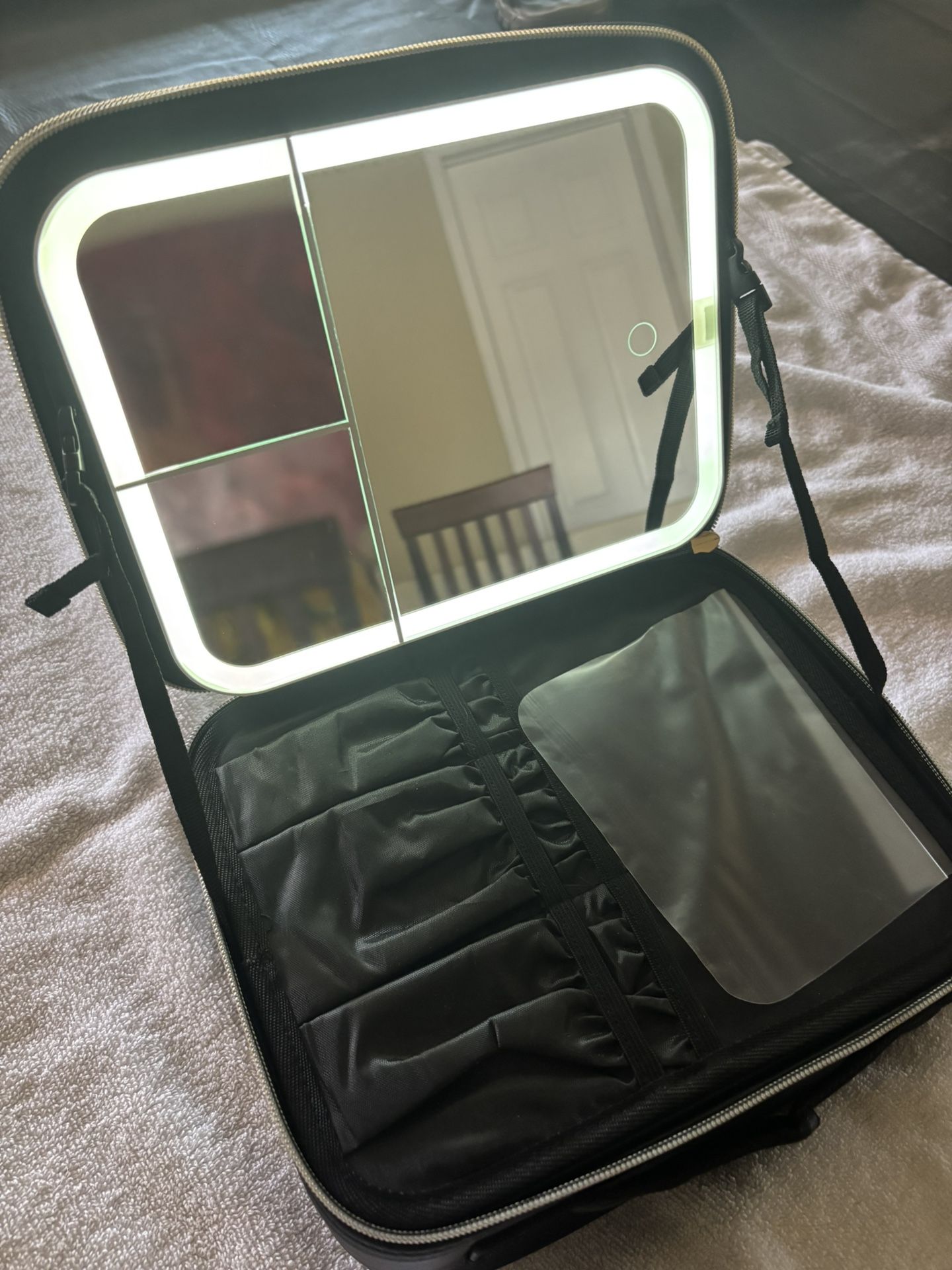 Travel Makeup Case With LED mirror Three Color Cosmetic Box Organizer Vanity Case