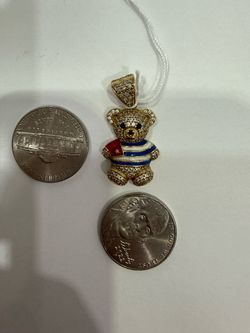 10k Bear Charm W/ cuba flag