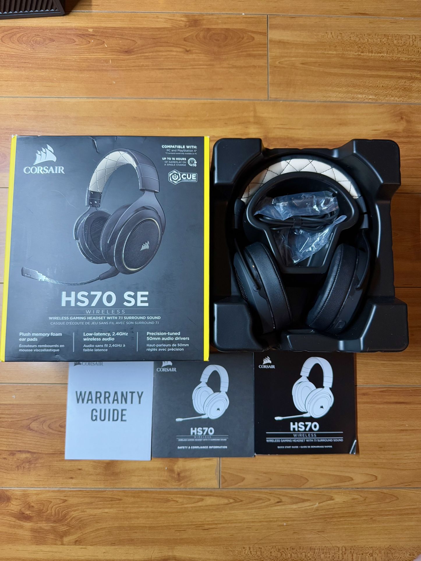 (Brand New) Cosair HS70SE Wireless Gaming Headphones