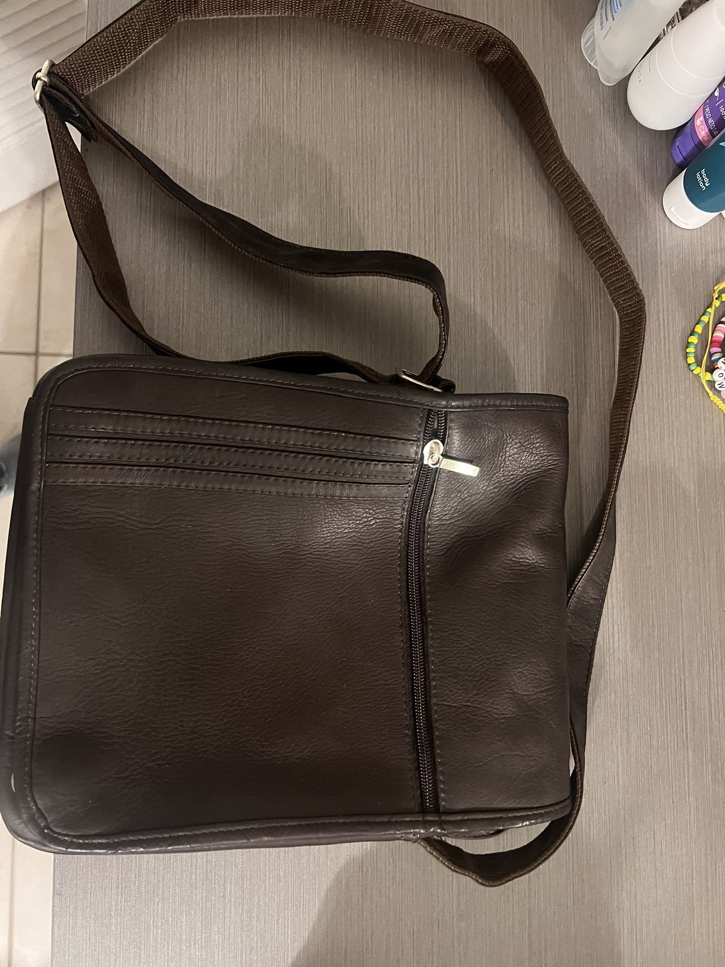 Cross Body Leather Bag/purse