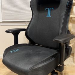 Secret Lab Gaming Chair 