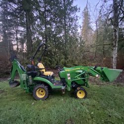 John Deere 1025R Tractor/Backhoe. “PENDING”