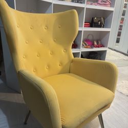 Accent Chair 