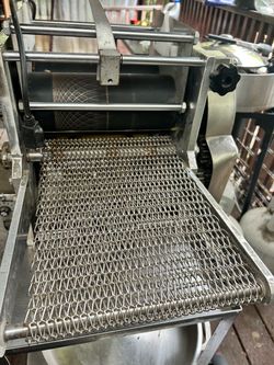 tortilla-making machine