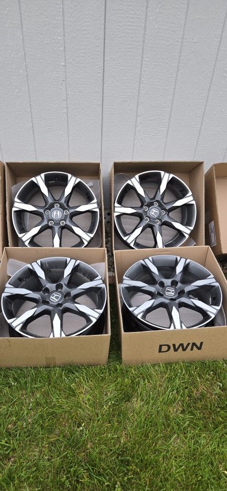PRICE REDUCED!!!!! 18 Inch 2025 Honda Civic Rims