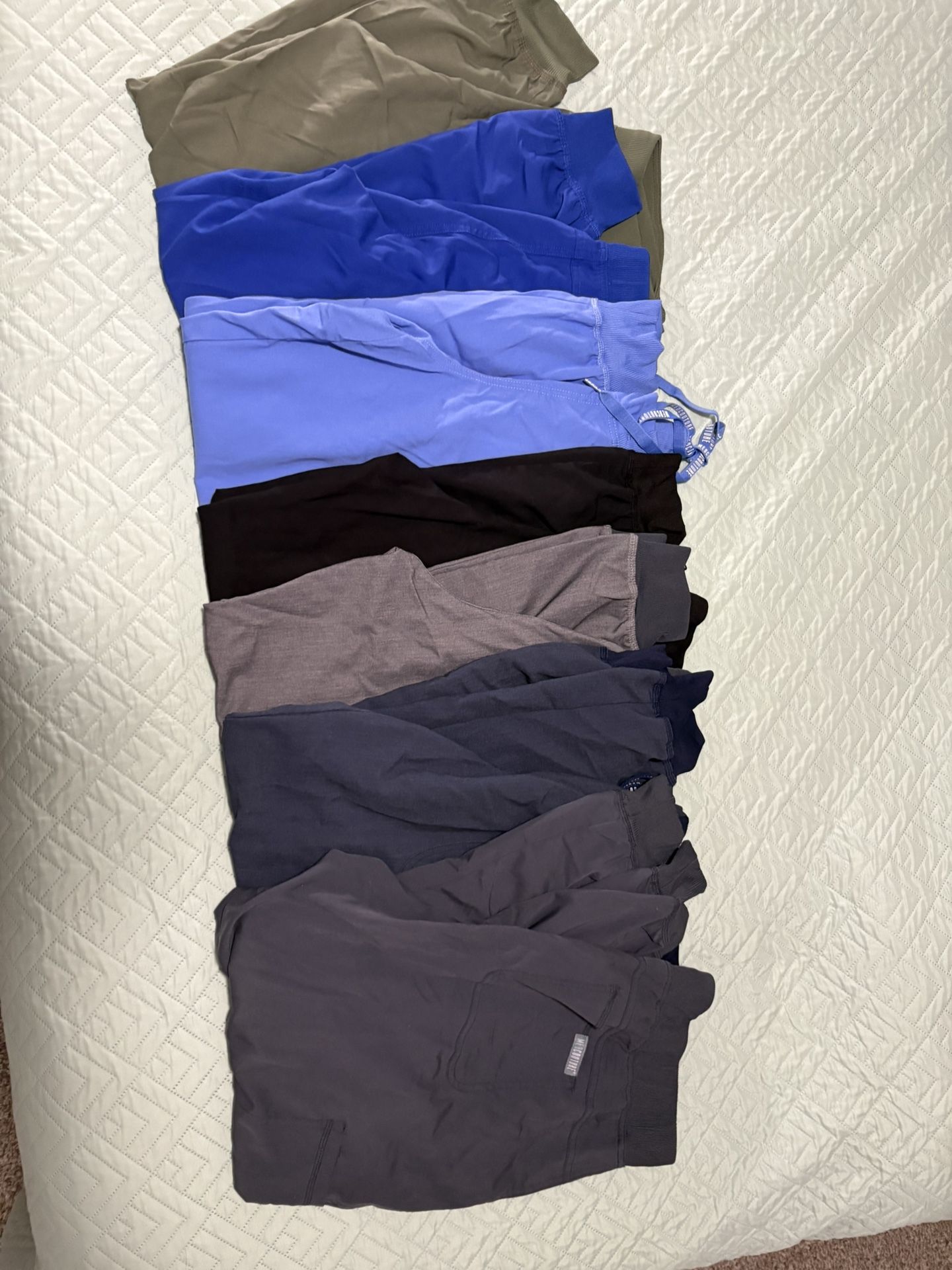 Medcouture scrubs joggers