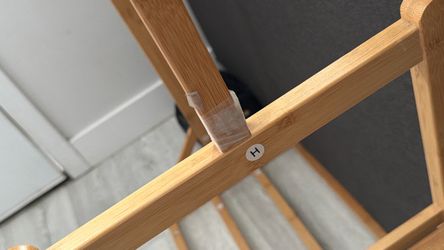Closet hanger