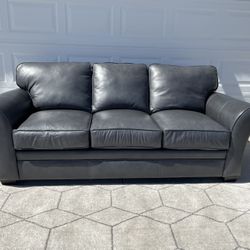 Like new Broyhill Leather sofa