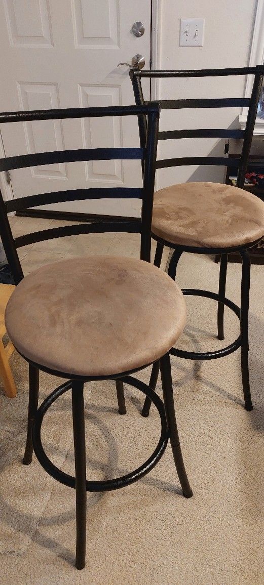 Set of 2 Swivel Bar Stools