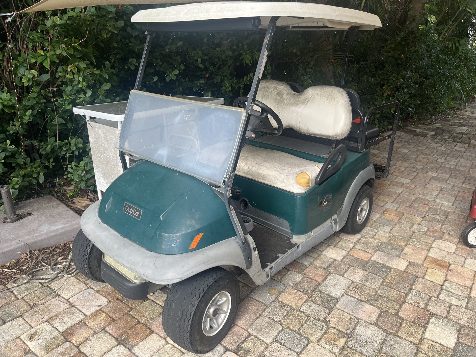 club car precedent with all new batteries, motor, electronics, needs cosmetic work only