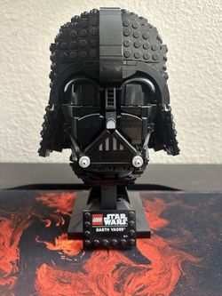Star Wars Darth Vader Helmet LEGO 75304 (RETIRED)
