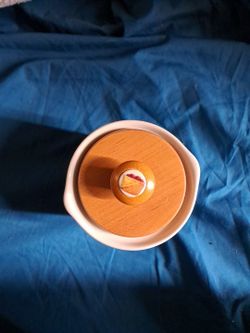 Longaberger Homestead 1/2 Pint Crock 