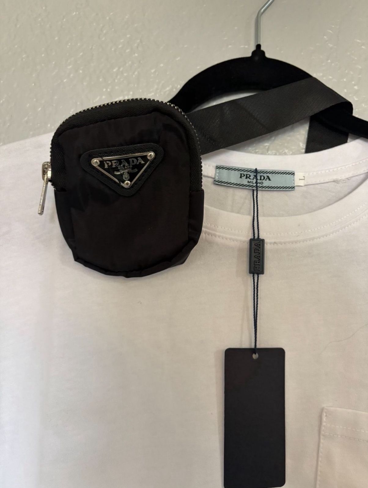 Prada - Women T-shirt Size M