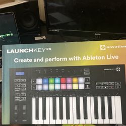 Launch key 25 Beat maker 