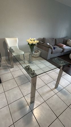 Dinning table
