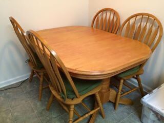 Dining table with 6 chairs