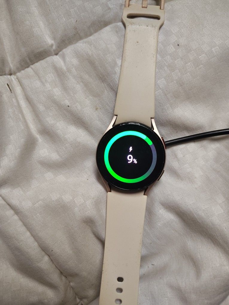 Samsung Galaxy Watch 4
