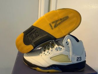 Air Jordan Retro 5 x A Ma Maniere ‘Dawn’ Size 10