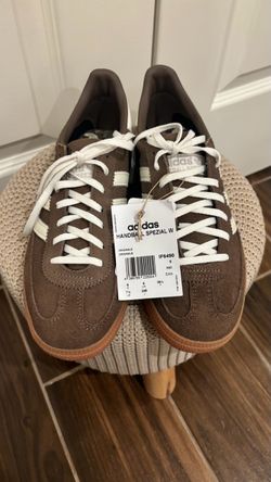 Adidas spezial brown shoes