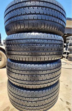 275/55/20 Brisgtone Tires con 80% de vids las 4