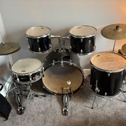 Drum Set 