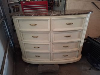 Large 8 Drawer Dresser