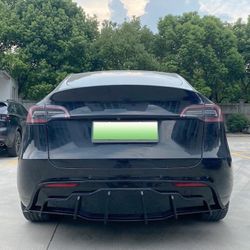 For 20-Up Tesla Model Y Performance Style Glossy Black Rear Bumper Diffuser Lip
