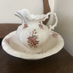 Vintage Pitcher & bowl set