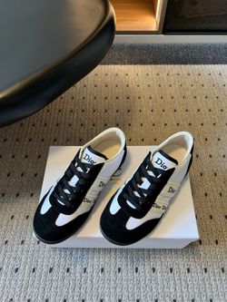 New women's Dior shoes for the winter season