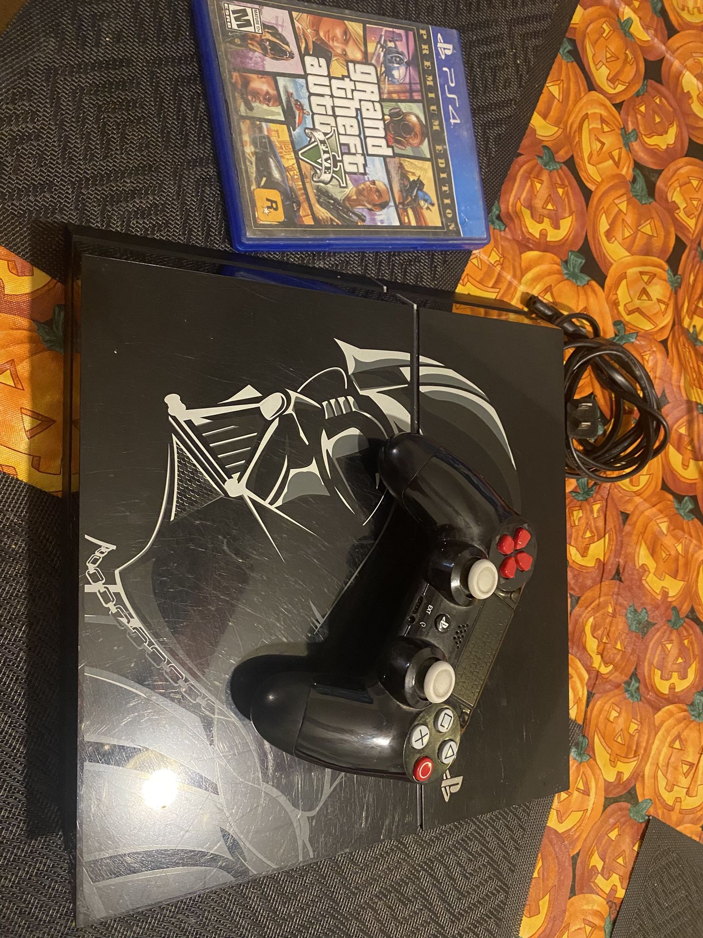 Special Edition Dark Vader PS4 Console + GTA V