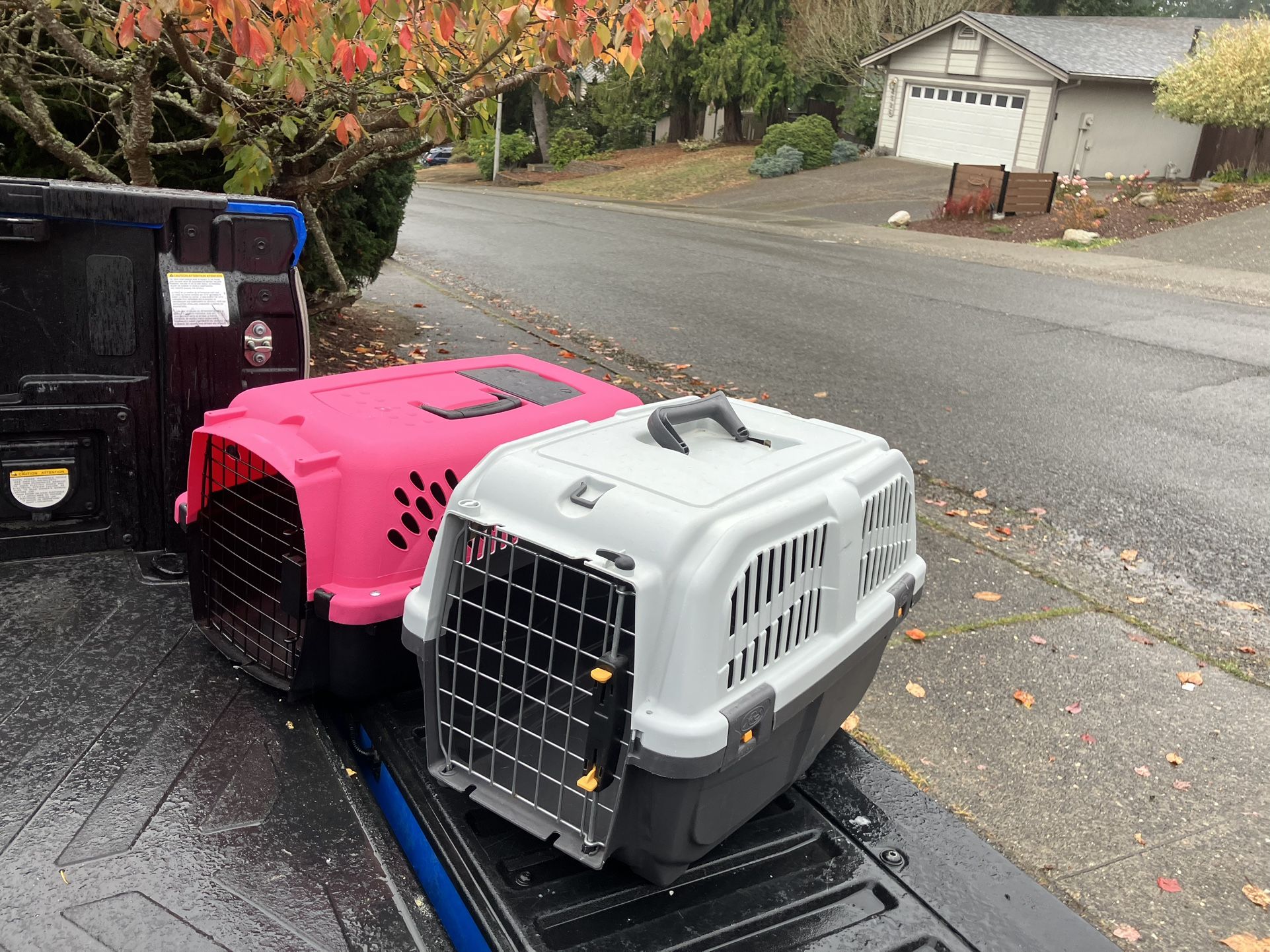 Small Dog Cat Rabbit Bunny Kennel Crate Carrier Like New 20” L by 10” W by 10” H $20 Each