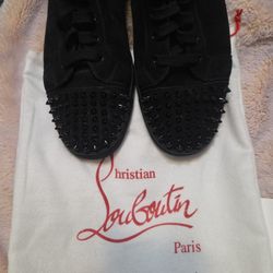 Authentic Christian Louboutin "Louis Junior" US man Size 10.5  low-top velour suede
    