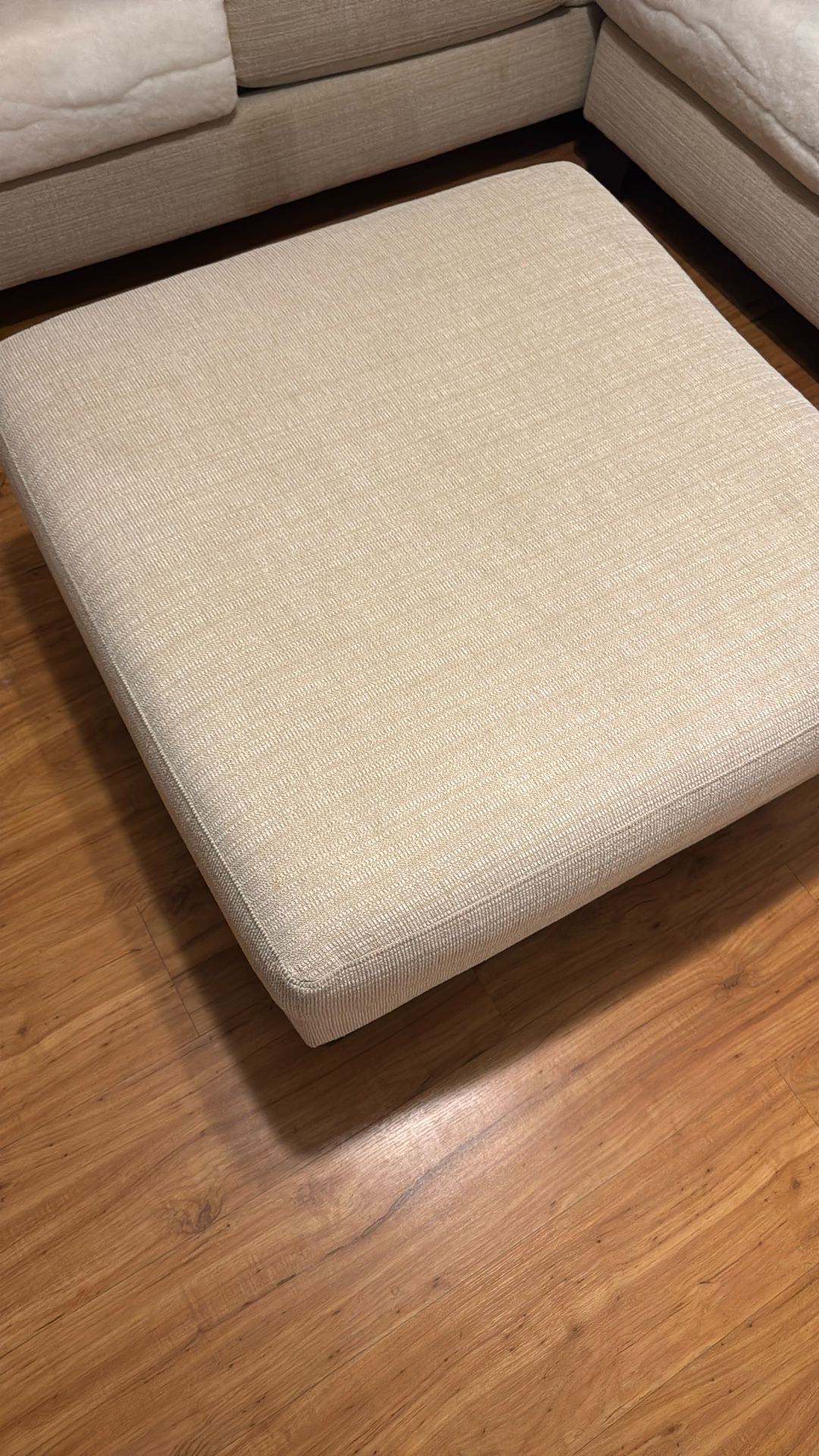 ottoman Rooms To Go
