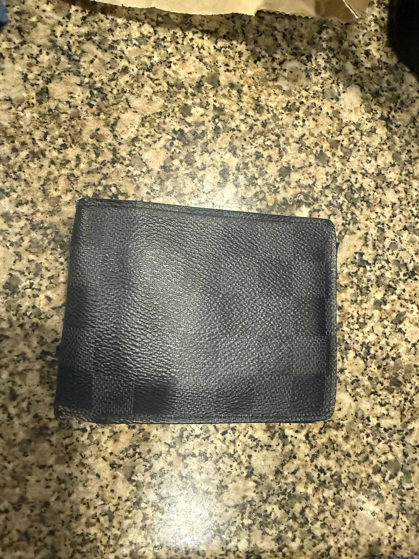Louis Vuitton Men’s Wallet