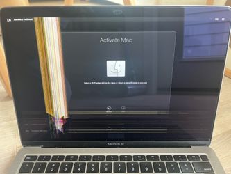 MacBook Air M1 (2020) - Great Body Condition, Broken Screen
