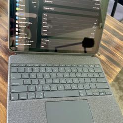 🔥 iPad Pro 12.9” (6th Gen) – 128GB – M2 🔥