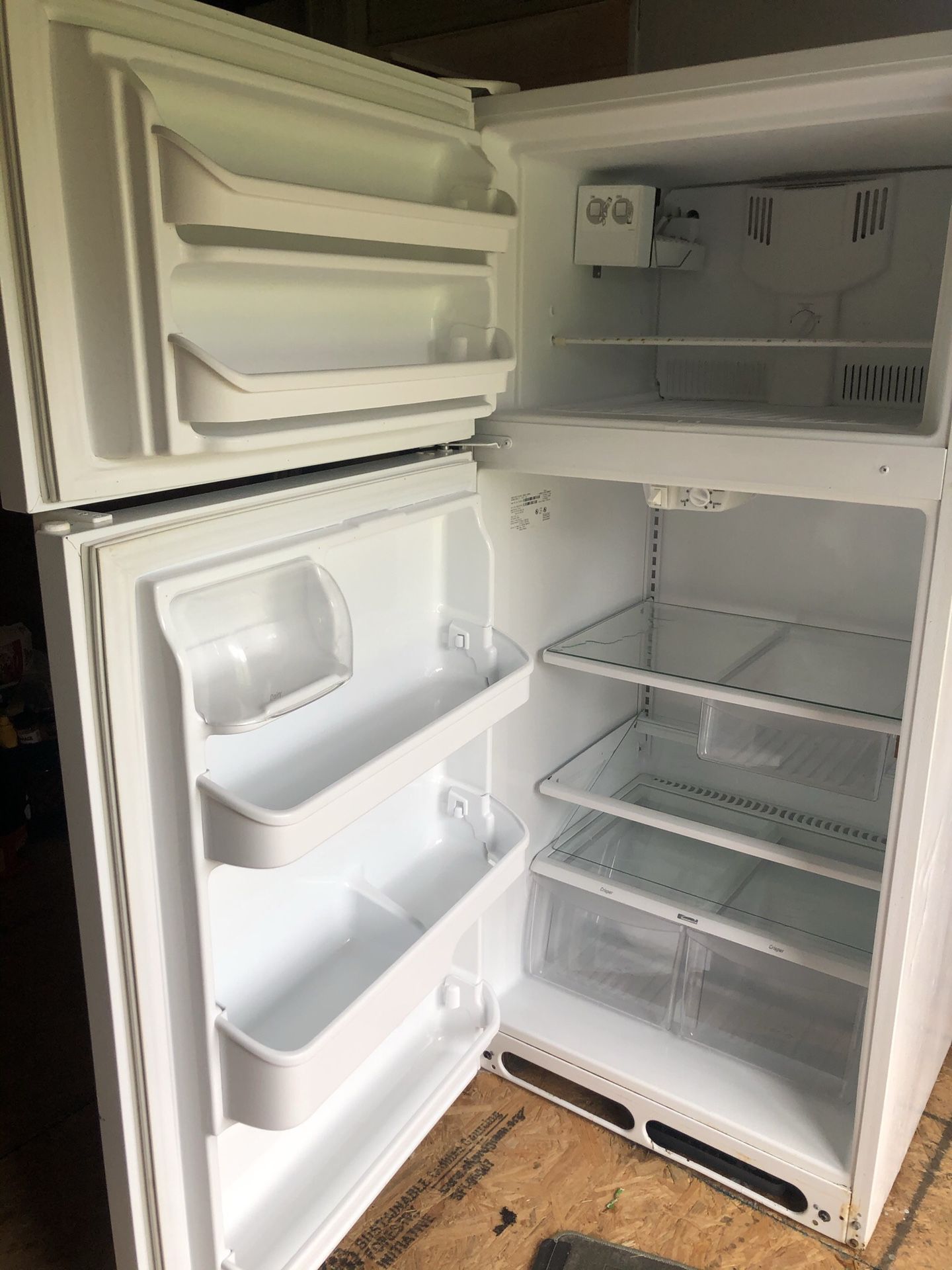 Refrigerator/ fridge kenmore