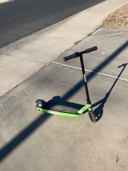 Razor electric scooter
