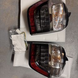 OEM Tail Lights - 2023 Toyota 4Runner Off-Road Premium