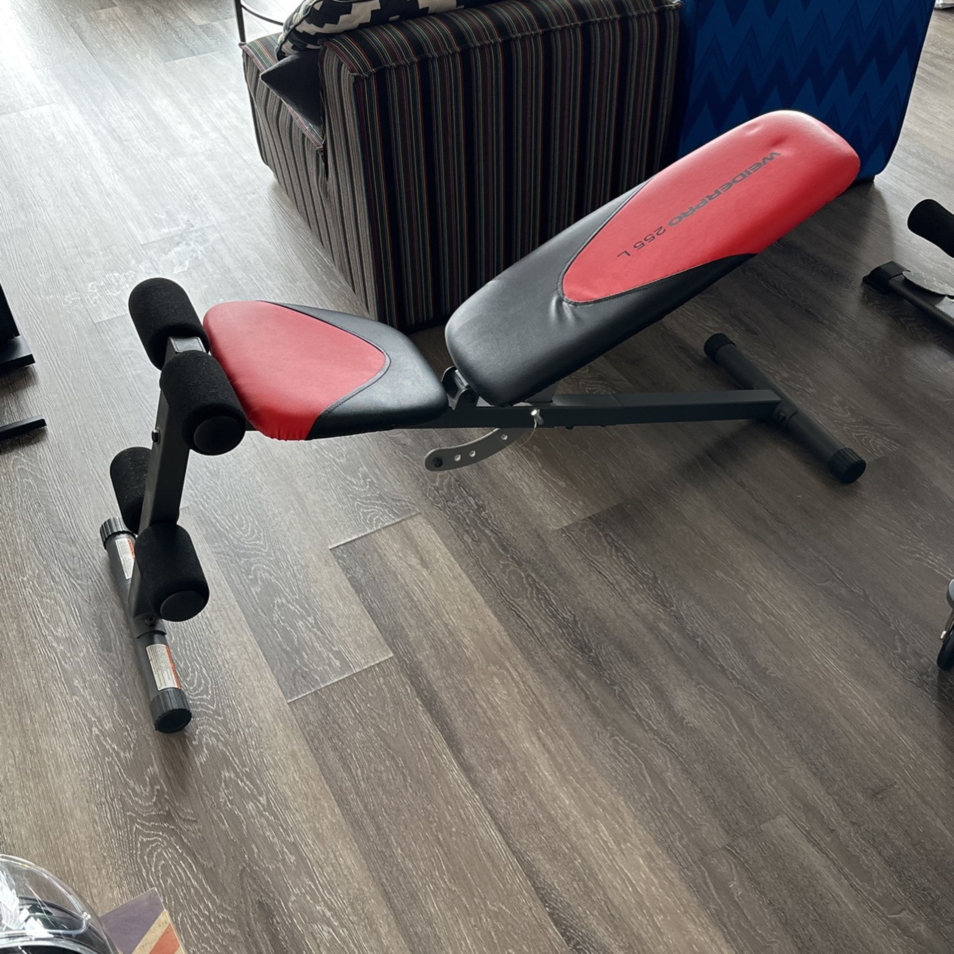 Weider Pro 255 L Red Bench
