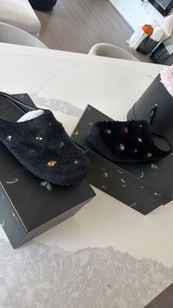 Eyeball Clogs