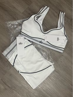 White Alo Set
