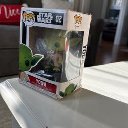 Funko Pop Star Wars 02 Yoda $10